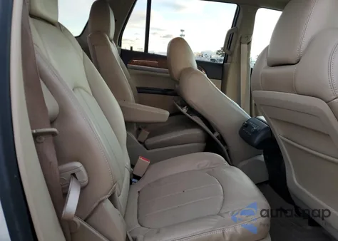 Buick Enclave Cx from USA, damaged, VIN 5GAKVCED2BJ385129